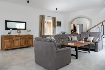 Haus zum Kauf in Marčana, 280 m² - 11