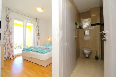 House for sale in Labin, 438 m² - 9