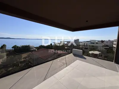ZADAR, KOŽINO - Unique penthouse 100 meters from the beach with a spectacular sea view - 4