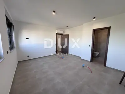 ZADAR, KOŽINO - Unique penthouse 100 meters from the beach with a spectacular sea view - 18