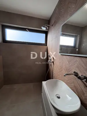 ZADAR, KOŽINO - Unique penthouse 100 meters from the beach with a spectacular sea view - 11