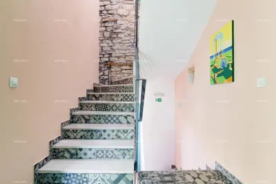 Hotel 500 m², Fažana - old town center and sea view - 13