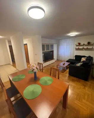 Pula, verudela, predivan stan 2 ss+db, 80 m od plaže, prilika! - 2