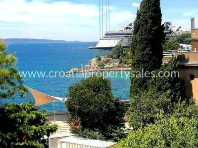 Wohnung 75 m², Split - Meerblick und Balkon