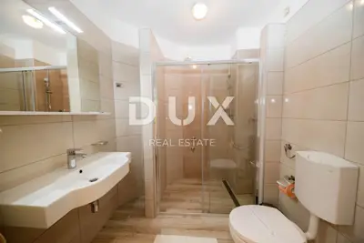 Hotel 1,800 m², Selce - 45 m from the sea - 20