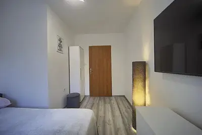 Haus in hervorragender Lage, Ližnjan, Valtura - 22