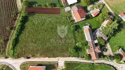 Building plot 1,077 m², Barban - project and permit - 3