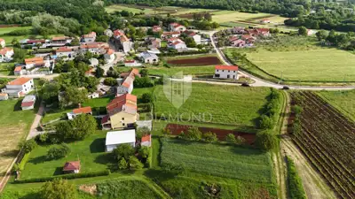 Bauland 1.077 m², Barban - Projekt und Genehmigung