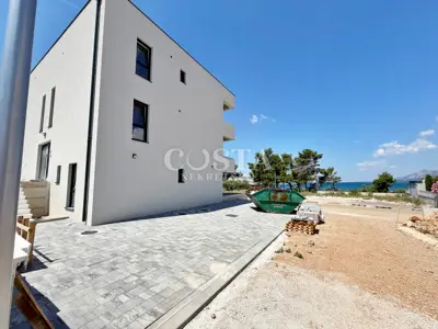 Stan 53 m², Rovanjska - 1 spavaća soba, lođa - 12