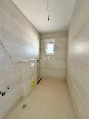 Stan 53 m², Rovanjska - 1 spavaća soba, lođa - 5