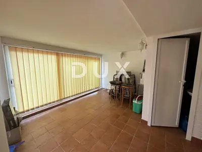 Doppelhaus 100 m², Selce - 5 Min. zum Strand - 12