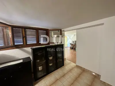 Doppelhaus 100 m², Selce - 5 Min. zum Strand - 9