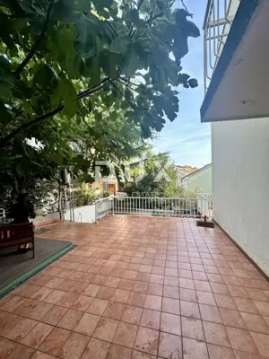 Doppelhaus 100 m², Selce - 5 Min. zum Strand - 14