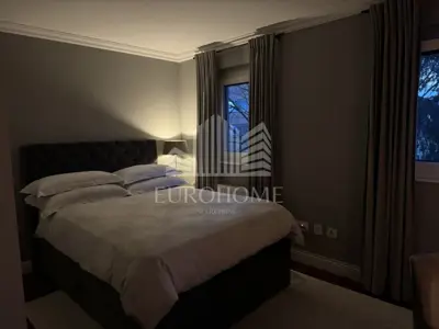 2350€/m2 Potpuno namješten stan na tri etaže 201 m² - Veliko Polje - - 10