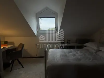 2350€/m2 Potpuno namješten stan na tri etaže 201 m² - Veliko Polje - - 16