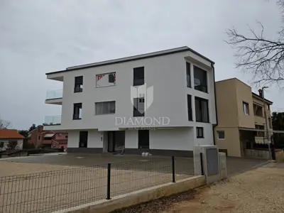 Stan 82 m², Poreč - novogradnja, terasa i vrt - 2