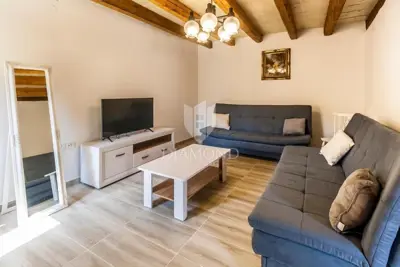 House 122 m², Marčana - quiet location near the center - 2