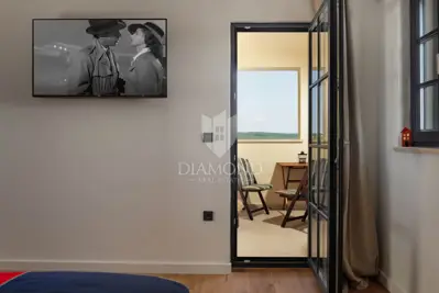 Vila 2459 m², Labin - panoramski pogled i bazen - 19