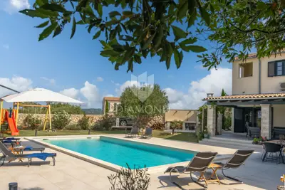 Vila 2459 m², Labin - panoramski pogled i bazen - 6