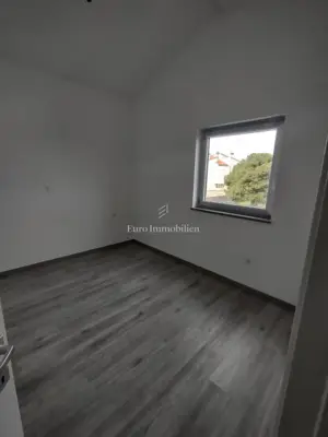 Wohnung 50 m², Ližnjan - Terrasse und Parkplatz - 4