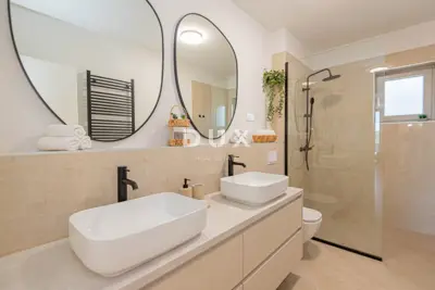 House for sale in Bilice, 120 m² - 20