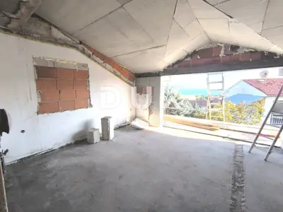 Apartment 130 m², Pobri - sea view and two terraces - 4