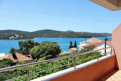 Tisno - apartment in a family house with a beautiful sea view - 3