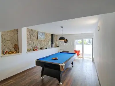 Haus zum Kauf in Novi Vinodolski, 280 m² - 18