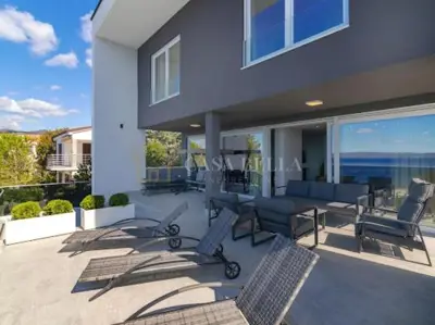Haus zum Kauf in Novi Vinodolski, 280 m² - 8