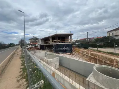Stan 111 m², Sukošan - krovna terasa i dvije spavaće sobe - 9