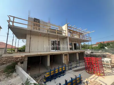Stan 111 m², Sukošan - krovna terasa i dvije spavaće sobe - 11
