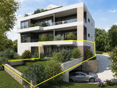 Stan 90 m², Rovinj - vrt 100 m² i novogradnja - 3