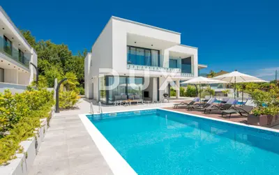 Villa 269 m², Veprinac - panoramic sea view