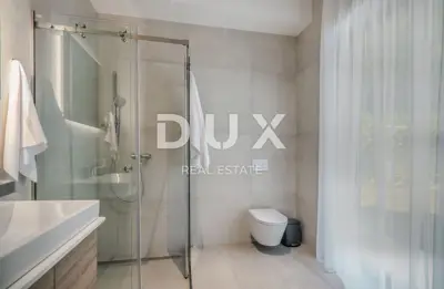 Villa 269 m², Veprinac - panoramic sea view - 21