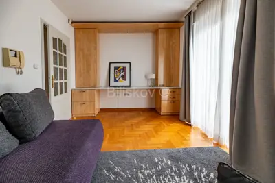 Haus 176 m², Šestine, Panoramablick und Garten - 6