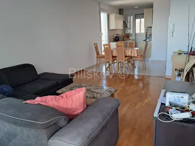 Stan 90 m², Sućidar, Split - 3 spavaće sobe i 2 lođe - 7