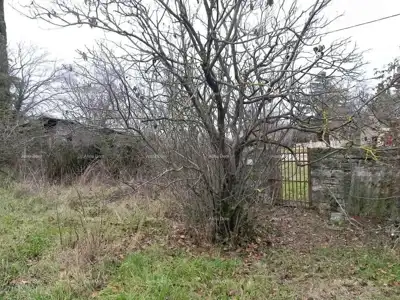 Building land 720 m², Sošići - enclosed by a wall - 4