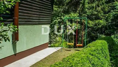 Haus 186 m², Vrbovsko - rustikales Holzferienhaus - 17