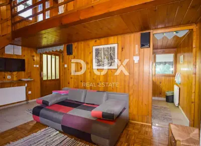 Haus 186 m², Vrbovsko - rustikales Holzferienhaus - 7