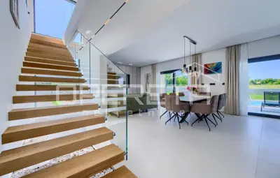 Exklusive Villa mit Pool, Tennisplatz und Jacuzzi - ruhige Lage unweit - 7