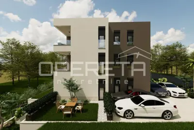 Stan 77 m², Podstrana - trosoban s privatnim vrtom - 2