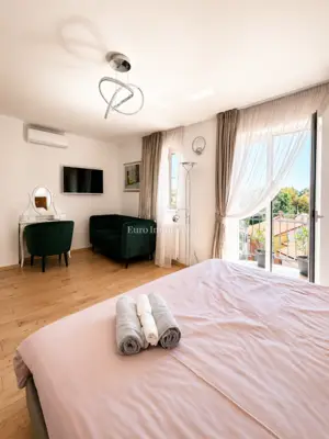 Villa 403 m², Matulji - pool and summer kitchen - 9