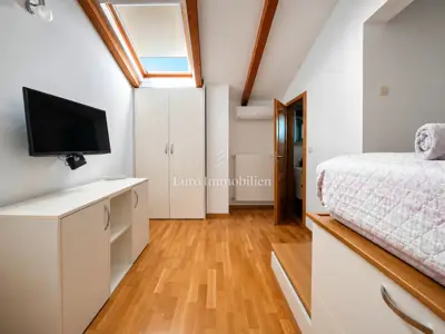 Villa 403 m², Matulji - pool and summer kitchen - 11