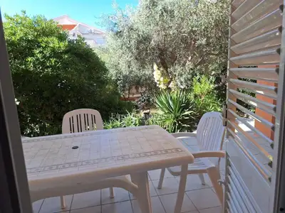 Apartmanska kuća 188 m², Novalja - centar i 6 apartmana - 14