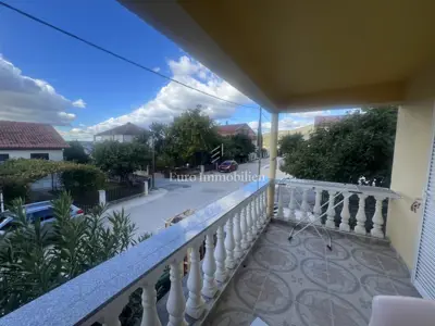 Haus 51 m², Gornji Karin - 400 m vom Meer - 20