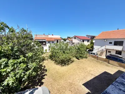Apartment 75 m², Sabunike - 4 bedrooms and terrace - 20
