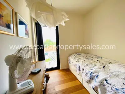 Penthouse 90 m², otok Brač, pogled na more - 8