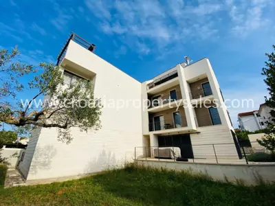 Penthouse 90 m², otok Brač, pogled na more - 14