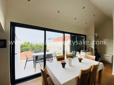 Penthouse 90 m², otok Brač, pogled na more - 2