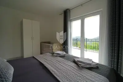 Stan 115 m², Bribir - pogled na more i terasa - 13